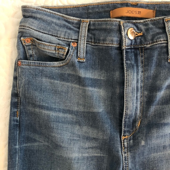 Like New Joe’s High Rise Skinny Jeans - Picture 2 of 6